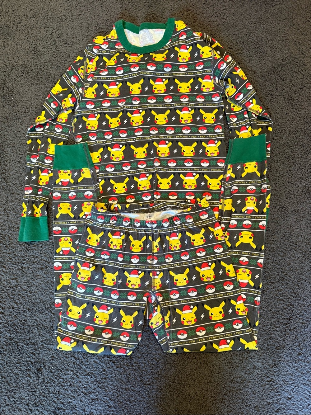 Women’s  Hanna Andersson Pokémon Pikachu Christmas pajama set Small